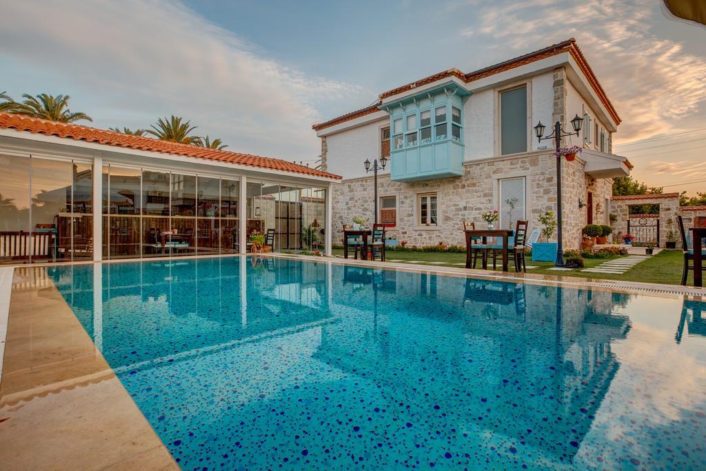 Bellapietra Hotel Alacatı Bagian luar foto