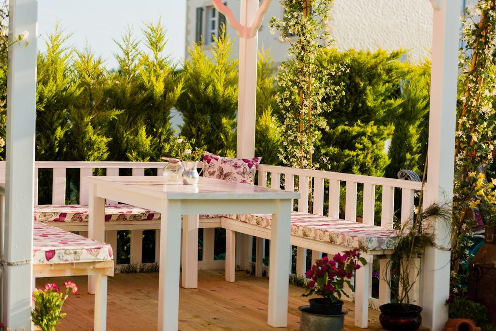 Bellapietra Hotel Alacatı Bagian luar foto